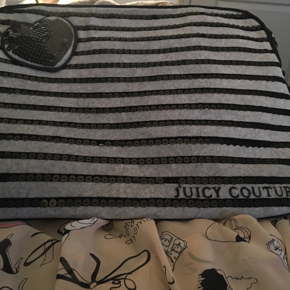 Juicy couture laptop soft case